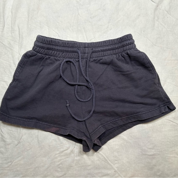 Urban Outfitters shorts XS - Picture 1 of 2